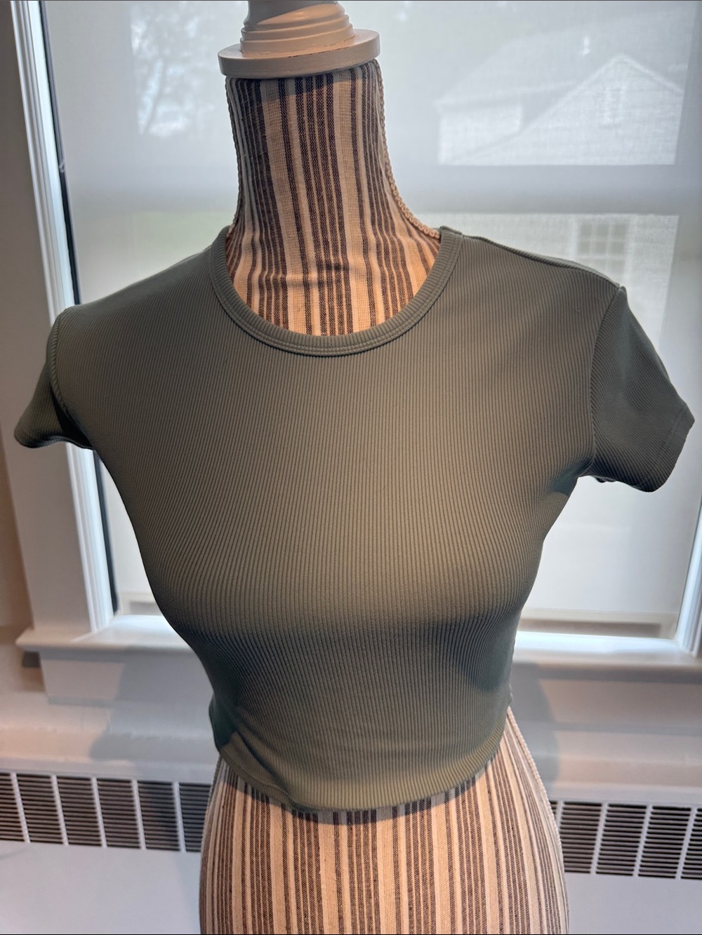 Alo ribbed crop T-shirt - S